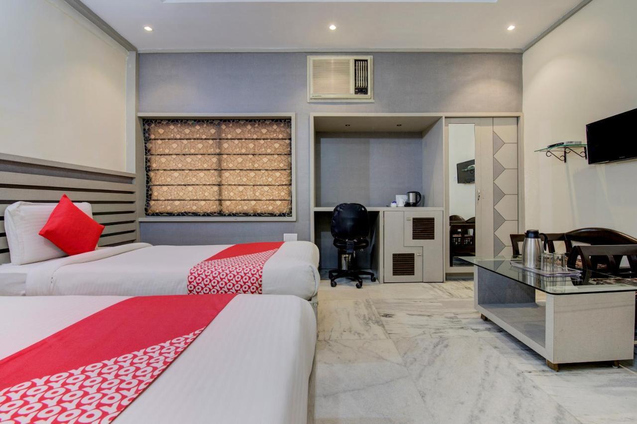 Oyo 1545 Hotel Shivani International أحمد أباد المظهر الخارجي الصورة