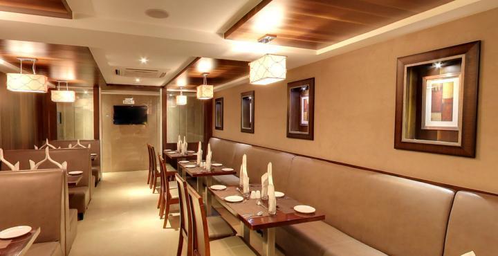 Oyo 1545 Hotel Shivani International أحمد أباد المظهر الخارجي الصورة